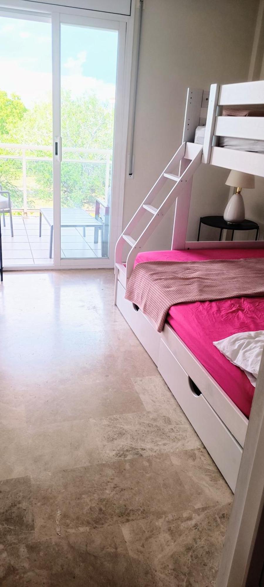 Appart Standing: Elegant 2BR with Pool, Terrace & Port Aventura Proximity Salou Exterior photo